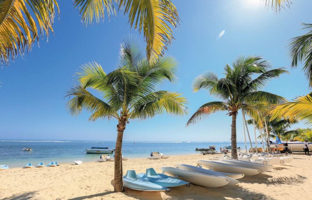 How Victoria Beachcomber Creates a Stress-Free Escape How Victoria Beachcomber Creates a Stress-Free Escape